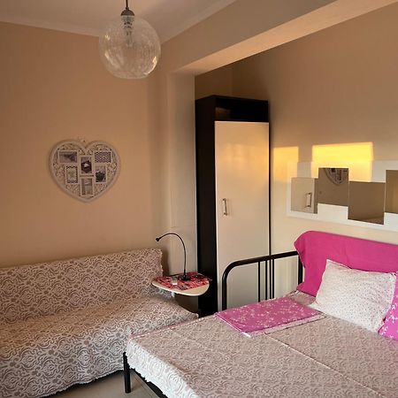 Am Beach House Nea Moudania Exterior foto